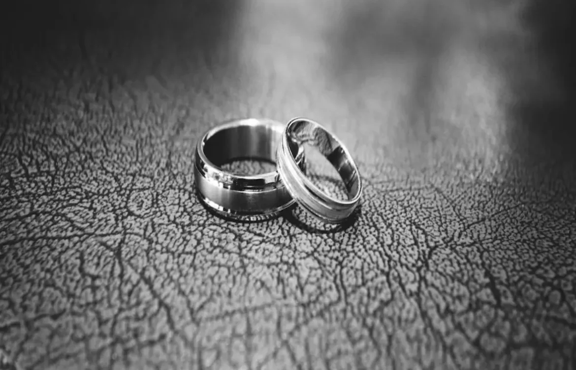 Can a Manglik Marry a Non-Manglik? Solve the doubts and find remedies